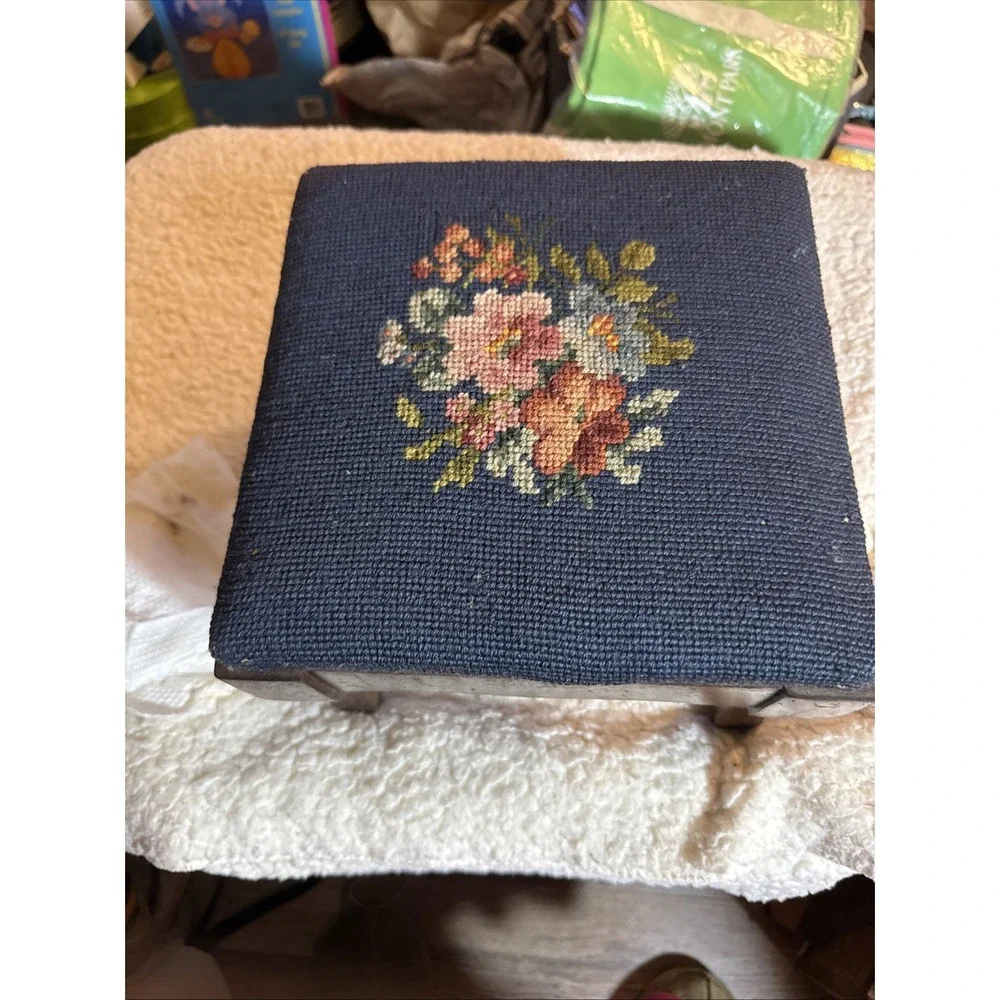 Vtg Floral Needlepoint Footstool Square Victorian Flowers